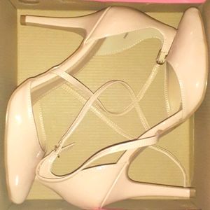 Selling: Size 10 Toni Nude